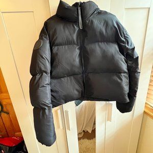 Cropped Puffer